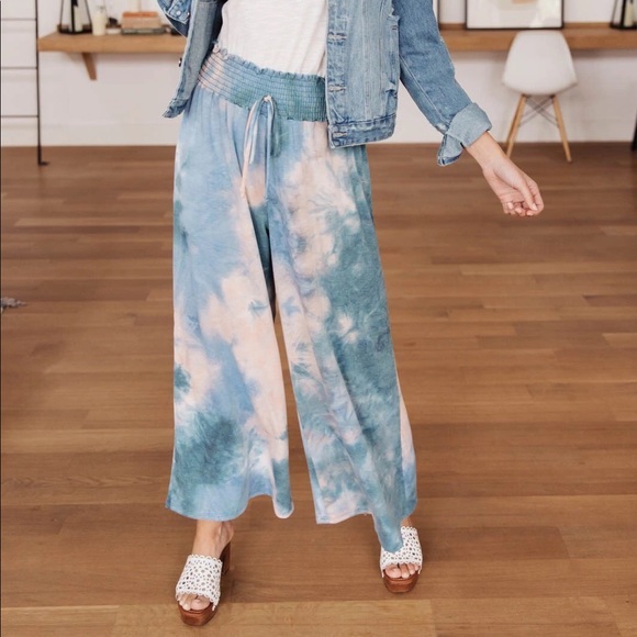 BEACHY CLEAN WIDE LEG TROUSERS - Picture 12 of 12